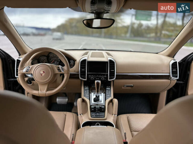 Порше Cayenne 2013 у Одесі на Automoto.ua Чорний Порше Cayenne, об'ємом двигуна 3.6 л та пробігом 160 тис. км за 18500 $, фото 46 на Automoto.ua