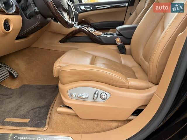 Черный Порше Каен, объемом двигателя 4.81 л и пробегом 43 тыс. км за 53000 $, фото 23 на Automoto.ua