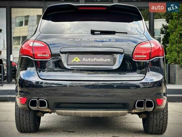 Порше Каен 2013 в Киеве на Automoto.ua Черный Порше Каен, объемом двигателя 4.13 л и пробегом 273 тыс. км за 23999 $, фото 11 на Automoto.ua