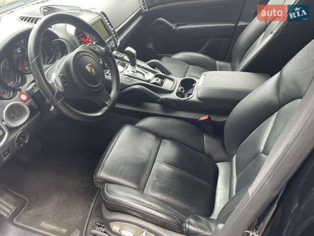 Чорний Порше Cayenne, об'ємом двигуна 3 л та пробігом 180 тис. км за 27300 $, фото 8 на Automoto.ua
