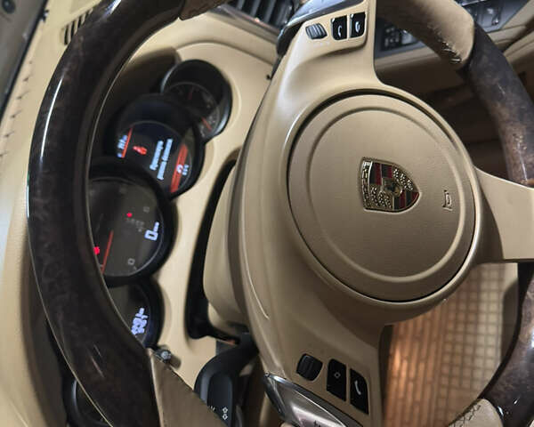 Черный Порше Каен, объемом двигателя 2.97 л и пробегом 234 тыс. км за 25200 $, фото 10 на Automoto.ua