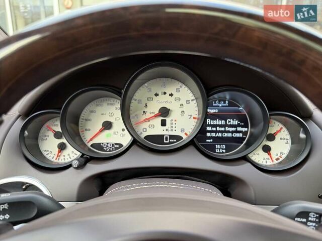 Черный Порше Каен, объемом двигателя 4.81 л и пробегом 43 тыс. км за 53000 $, фото 41 на Automoto.ua