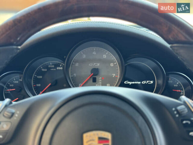 Черный Порше Каен, объемом двигателя 4.8 л и пробегом 270 тыс. км за 17500 $, фото 21 на Automoto.ua