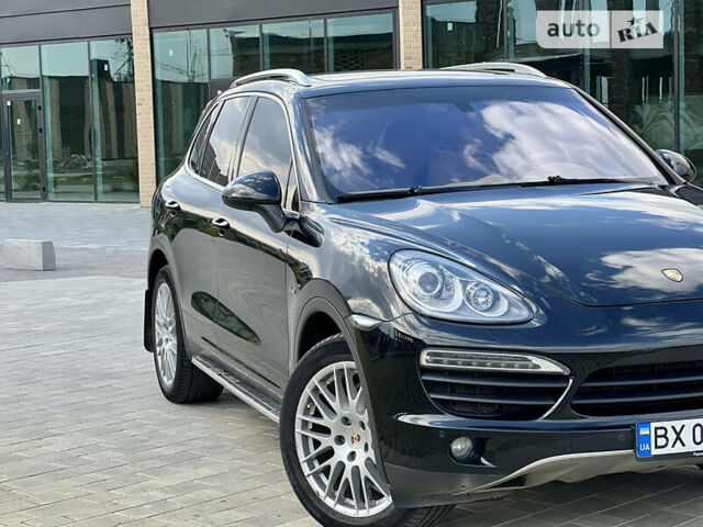 Чорний Порше Cayenne, об'ємом двигуна 4.2 л та пробігом 210 тис. км за 28000 $, фото 1 на Automoto.ua
