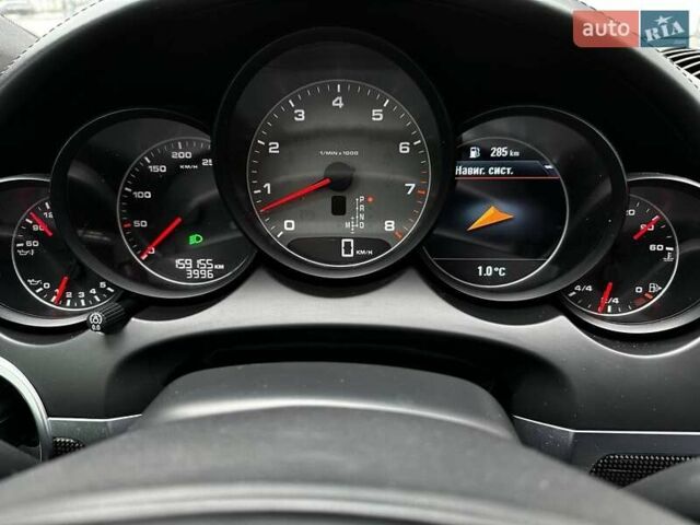 Чорний Порше Cayenne, об'ємом двигуна 4.8 л та пробігом 160 тис. км за 23000 $, фото 10 на Automoto.ua
