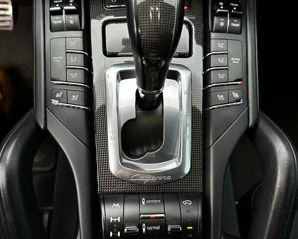 Чорний Порше Cayenne, об'ємом двигуна 4.8 л та пробігом 160 тис. км за 23000 $, фото 14 на Automoto.ua