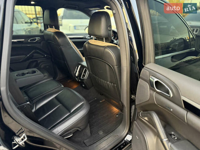 Порше Каен 2013 в Одессе на Automoto.ua Черный Порше Каен, объемом двигателя 3 л и пробегом 181 тыс. км за 26200 $, фото 10 на Automoto.ua