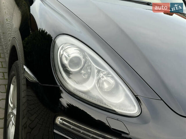 Черный Порше Каен, объемом двигателя 3.6 л и пробегом 160 тыс. км за 17500 $, фото 17 на Automoto.ua