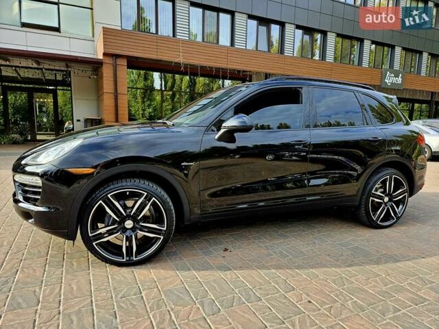 Порше Каен 2013 в Полтаве на Automoto.ua Черный Порше Каен, объемом двигателя 2.97 л и пробегом 258 тыс. км за 20950 $, фото 3 на Automoto.ua