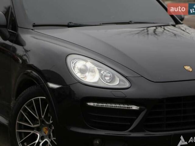 Черный Порше Каен, объемом двигателя 4.81 л и пробегом 152 тыс. км за 21900 $, фото 3 на Automoto.ua