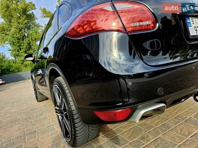 Порше Каен 2013 в Полтаве на Automoto.ua Черный Порше Каен, объемом двигателя 2.97 л и пробегом 258 тыс. км за 20950 $, фото 42 на Automoto.ua