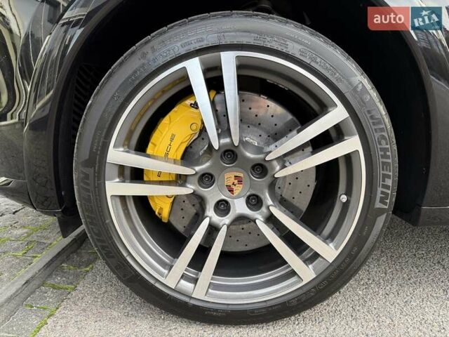 Черный Порше Каен, объемом двигателя 4.81 л и пробегом 43 тыс. км за 53000 $, фото 8 на Automoto.ua