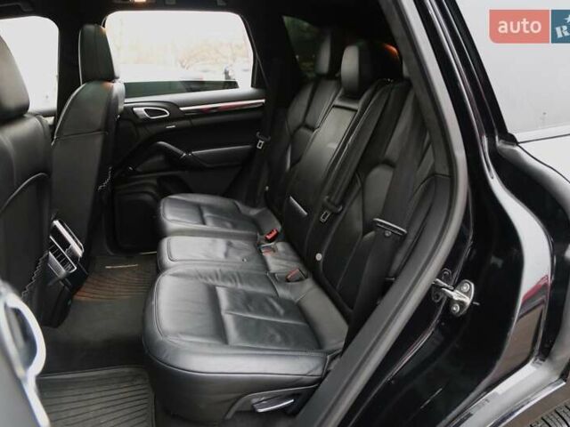 Черный Порше Каен, объемом двигателя 4.81 л и пробегом 152 тыс. км за 21900 $, фото 9 на Automoto.ua