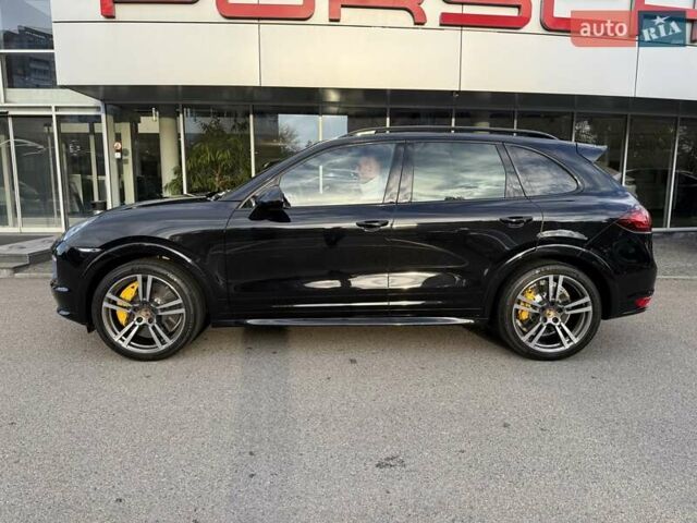 Черный Порше Каен, объемом двигателя 4.81 л и пробегом 43 тыс. км за 53000 $, фото 4 на Automoto.ua