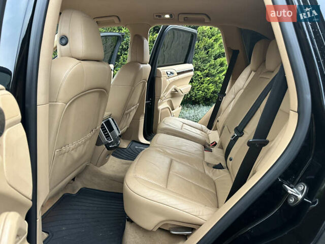 Черный Порше Каен, объемом двигателя 3.6 л и пробегом 160 тыс. км за 17500 $, фото 28 на Automoto.ua