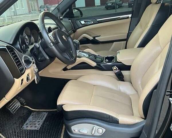 Черный Порше Каен, объемом двигателя 3.6 л и пробегом 151 тыс. км за 23500 $, фото 4 на Automoto.ua