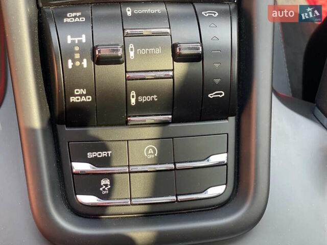 Чорний Порше Cayenne, об'ємом двигуна 4.2 л та пробігом 257 тис. км за 27999 $, фото 17 на Automoto.ua