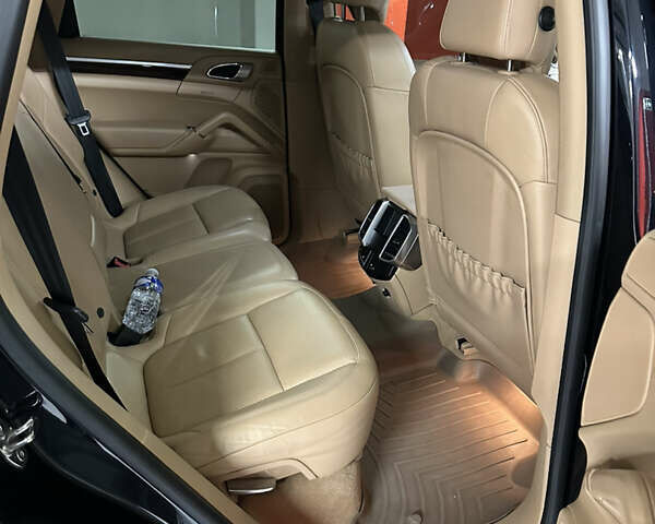 Чорний Порше Cayenne, об'ємом двигуна 3.6 л та пробігом 109 тис. км за 22500 $, фото 15 на Automoto.ua