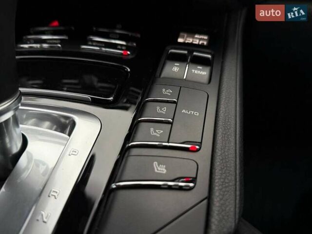 Чорний Порше Cayenne, об'ємом двигуна 3.6 л та пробігом 186 тис. км за 23490 $, фото 31 на Automoto.ua