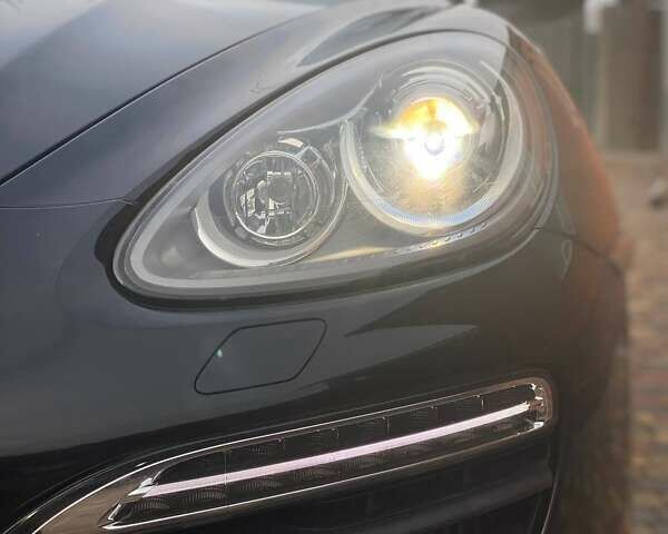 Чорний Порше Cayenne, об'ємом двигуна 4.2 л та пробігом 257 тис. км за 27999 $, фото 39 на Automoto.ua