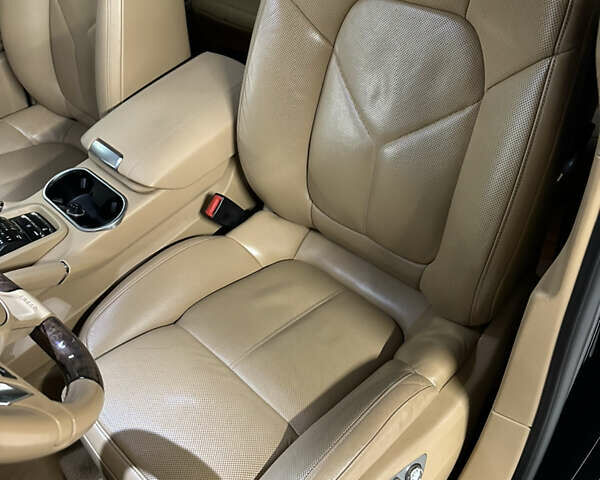 Чорний Порше Cayenne, об'ємом двигуна 3.6 л та пробігом 109 тис. км за 22500 $, фото 5 на Automoto.ua