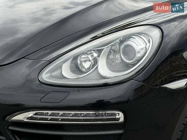 Чорний Порше Cayenne, об'ємом двигуна 4.8 л та пробігом 160 тис. км за 23000 $, фото 33 на Automoto.ua