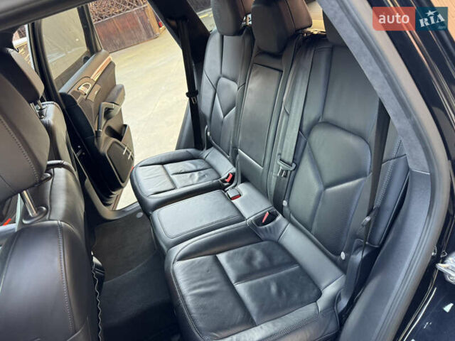 Черный Порше Каен, объемом двигателя 4.8 л и пробегом 270 тыс. км за 17500 $, фото 7 на Automoto.ua