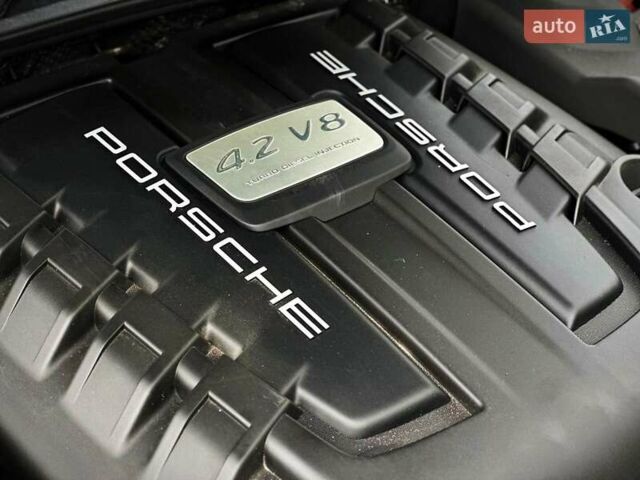 Порше Каен 2013 в Киеве на Automoto.ua Черный Порше Каен, объемом двигателя 4.13 л и пробегом 273 тыс. км за 23999 $, фото 21 на Automoto.ua