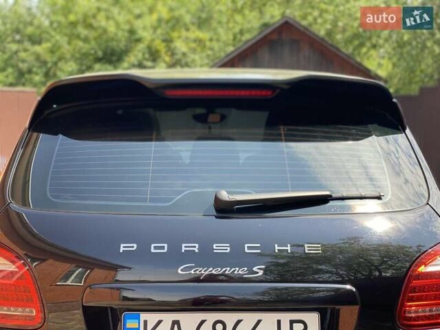 Чорний Порше Cayenne, об'ємом двигуна 4.2 л та пробігом 257 тис. км за 27999 $, фото 32 на Automoto.ua