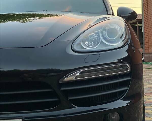 Чорний Порше Cayenne, об'ємом двигуна 4.2 л та пробігом 257 тис. км за 27999 $, фото 11 на Automoto.ua