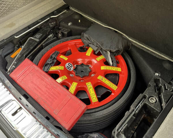 Чорний Порше Cayenne, об'ємом двигуна 3.6 л та пробігом 147 тис. км за 18000 $, фото 21 на Automoto.ua