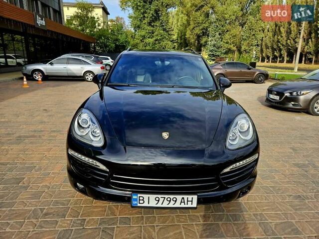 Порше Каен 2013 в Полтаве на Automoto.ua Черный Порше Каен, объемом двигателя 2.97 л и пробегом 258 тыс. км за 20950 $, фото 9 на Automoto.ua
