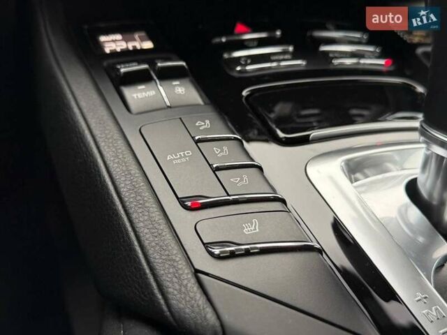 Чорний Порше Cayenne, об'ємом двигуна 3.6 л та пробігом 186 тис. км за 23490 $, фото 34 на Automoto.ua