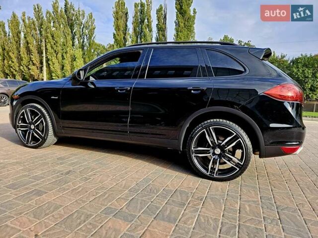 Порше Каен 2013 в Полтаве на Automoto.ua Черный Порше Каен, объемом двигателя 2.97 л и пробегом 258 тыс. км за 20950 $, фото 34 на Automoto.ua