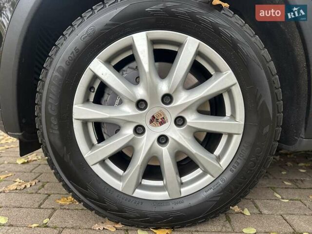 Порше Каен 2013 в Киеве на Automoto.ua Черный Порше Каен, объемом двигателя 3 л и пробегом 219 тыс. км за 25500 $, фото 4 на Automoto.ua