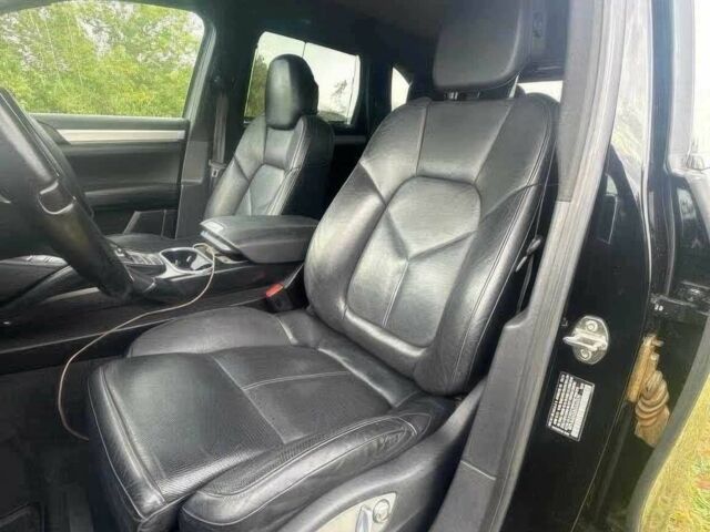 Черный Порше Каен, объемом двигателя 3.6 л и пробегом 89 тыс. км за 6700 $, фото 7 на Automoto.ua