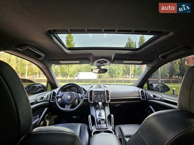 Порше Каен 2013 в Полтаве на Automoto.ua Черный Порше Каен, объемом двигателя 2.97 л и пробегом 258 тыс. км за 20950 $, фото 81 на Automoto.ua