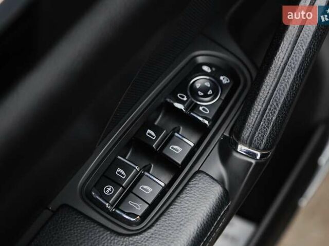 Черный Порше Каен, объемом двигателя 4.81 л и пробегом 152 тыс. км за 21900 $, фото 28 на Automoto.ua