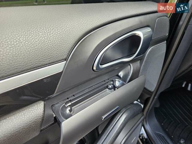 Черный Порше Каен, объемом двигателя 3 л и пробегом 258 тыс. км за 22850 $, фото 75 на Automoto.ua