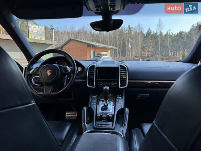 Черный Порше Каен, объемом двигателя 4.8 л и пробегом 270 тыс. км за 17500 $, фото 15 на Automoto.ua