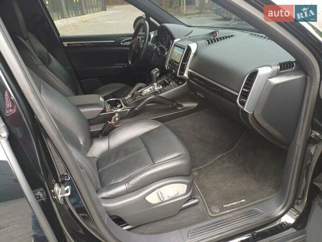 Чорний Порше Cayenne, об'ємом двигуна 3 л та пробігом 218 тис. км за 24000 $, фото 22 на Automoto.ua