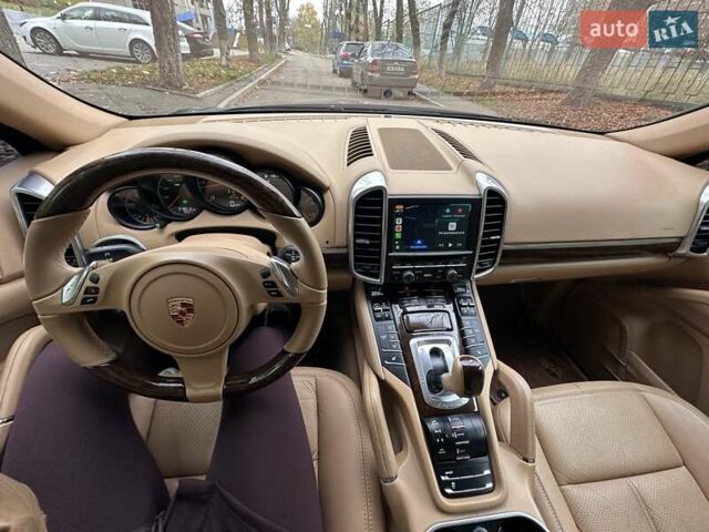 Порше Каен 2013 в Киеве на Automoto.ua Черный Порше Каен, объемом двигателя 3 л и пробегом 219 тыс. км за 25500 $, фото 8 на Automoto.ua