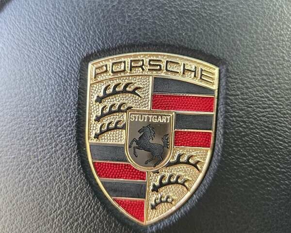 Порше Каен 2013 в Полтаве на Automoto.ua Черный Порше Каен, объемом двигателя 2.97 л и пробегом 258 тыс. км за 20950 $, фото 111 на Automoto.ua