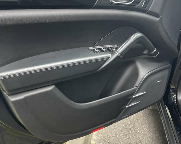 Чорний Порше Cayenne, об'ємом двигуна 3 л та пробігом 180 тис. км за 27300 $, фото 10 на Automoto.ua
