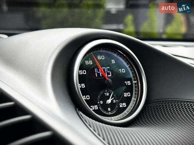 Порше Каен 2013 в Киеве на Automoto.ua Черный Порше Каен, объемом двигателя 4.13 л и пробегом 273 тыс. км за 23999 $, фото 48 на Automoto.ua