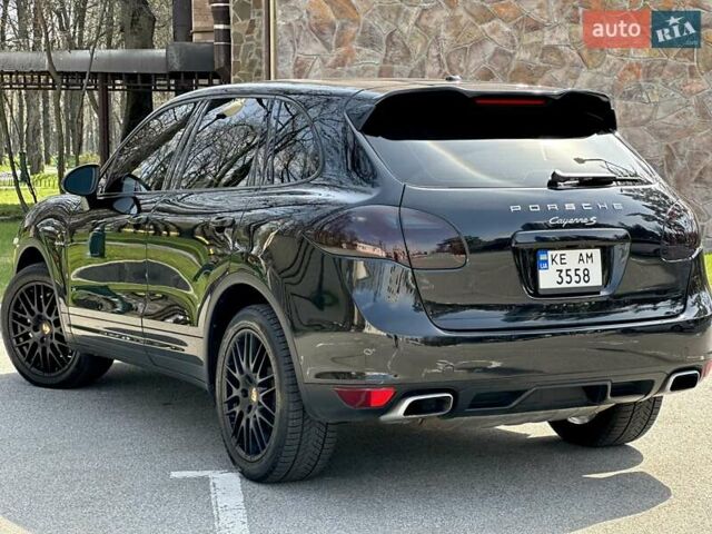 Черный Порше Каен, объемом двигателя 3 л и пробегом 165 тыс. км за 21500 $, фото 6 на Automoto.ua