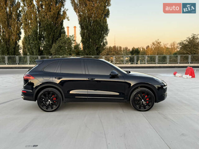 Чорний Порше Cayenne, об'ємом двигуна 3.6 л та пробігом 161 тис. км за 25000 $, фото 4 на Automoto.ua