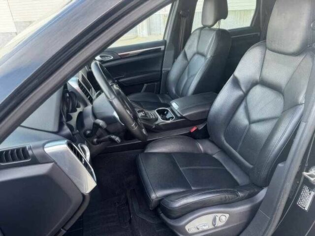 Черный Порше Каен, объемом двигателя 3.6 л и пробегом 132 тыс. км за 14900 $, фото 9 на Automoto.ua