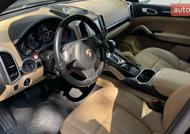 Черный Порше Каен, объемом двигателя 3.6 л и пробегом 124 тыс. км за 25800 $, фото 21 на Automoto.ua