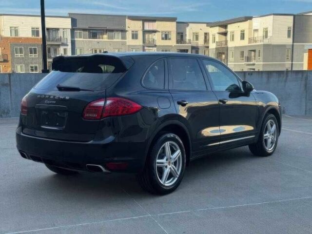 Черный Порше Каен, объемом двигателя 3.6 л и пробегом 132 тыс. км за 14900 $, фото 6 на Automoto.ua